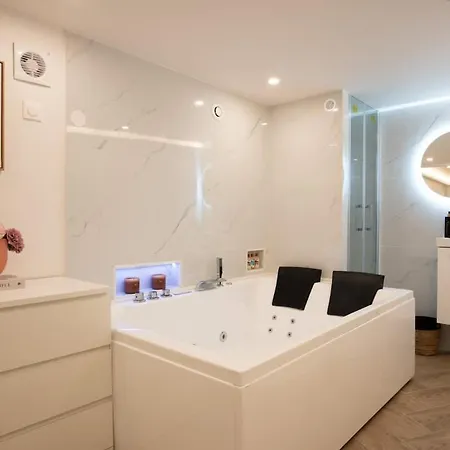 Beau Sous-plex Avec Jacuzzi Appartement Paris