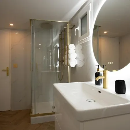 Beau Sous-plex Avec Jacuzzi Apartment Paris